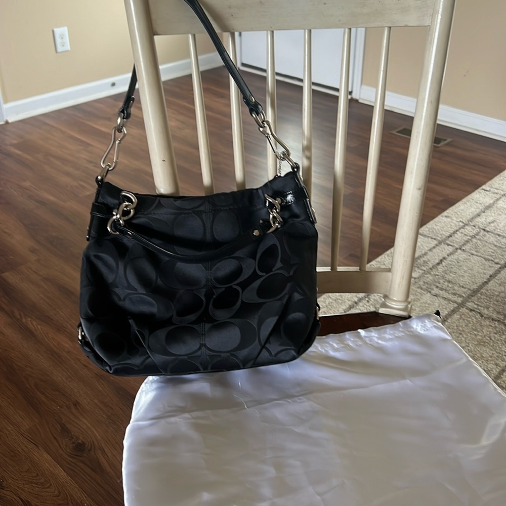 EUC COACH BLACK BROOKE SIGNATURE SATEEN CONVERTIBLE HOBO SHOULDER BAG #17183 - Picture 2 of 15